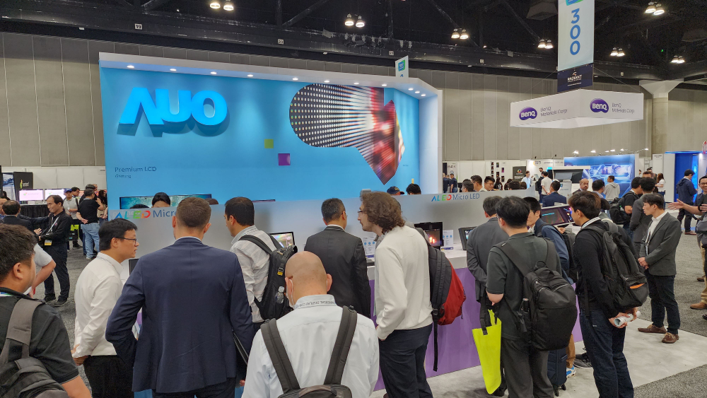 友達(dá)以嶄新品牌識別，將前瞻技術(shù)及創(chuàng)新研發(fā)實力，展現(xiàn)不設(shè)限的「Possibilities」新視界，在國際展會中大放異彩