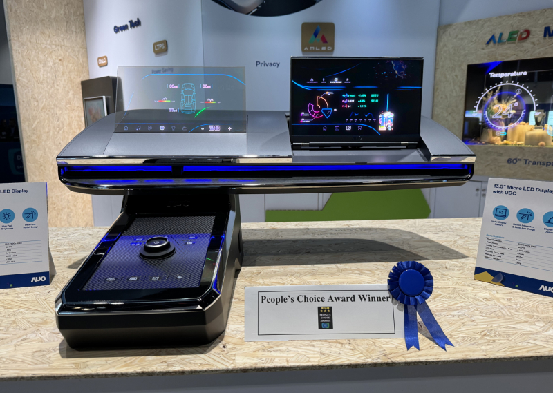 申博太陽(yáng)城車用Micro LED Display HMI解決方案獲&rdquo;最佳車用顯示獎(jiǎng)&rdquo;，以用戶為中心開(kāi)發(fā)，針對(duì)前座駕駛與乘客設(shè)計(jì)兼具娛樂(lè)與安全的高畫(huà)質(zhì)屏幕，包含車艙前座的Micro LED透明屏幕及全球首款內(nèi)建鏡頭的智慧Micro LED顯示器