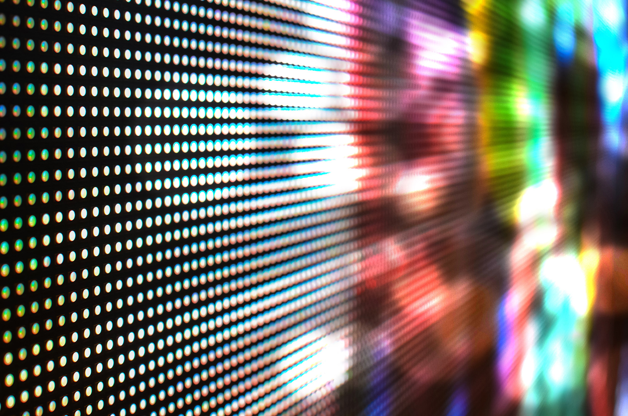 超高亮度 、超長壽命